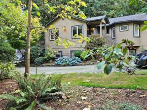9380 Ferncliff Avenue NE, Bainbridge Island WA 98110