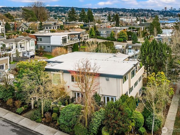 7 10th Avenue, Kirkland WA 98033