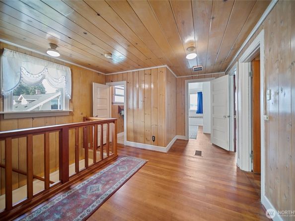 5762 Chico Way NW, Bremerton WA 98312