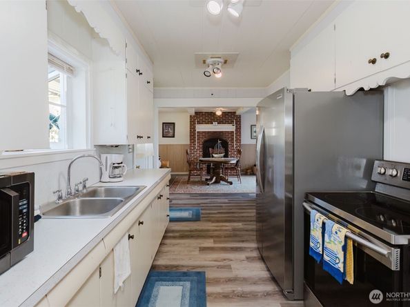 5762 Chico Way NW, Bremerton WA 98312