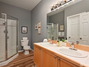 17204 123rd Place NE N104, Bothell WA 98011