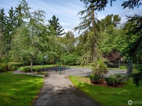 17204 123rd Place NE N104, Bothell WA 98011