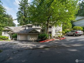 17204 123rd Place NE N104, Bothell WA 98011