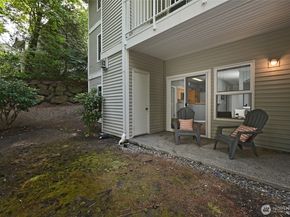 17204 123rd Place NE N104, Bothell WA 98011