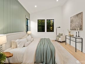 16656 NE 12th Street, Bellevue WA 98008