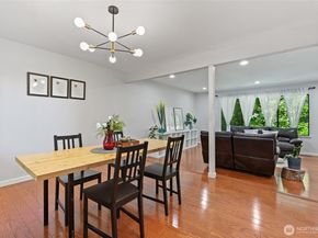 14208 93rd Avenue NE, Kirkland WA 98034