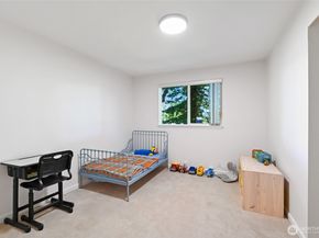 14208 93rd Avenue NE, Kirkland WA 98034