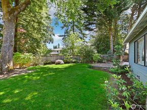 14208 93rd Avenue NE, Kirkland WA 98034