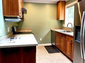 17017 10th Avenue NE, Shoreline WA 98155