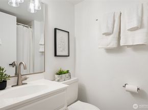 10713 Glen Acres Drive S 10713, Seattle WA 98168