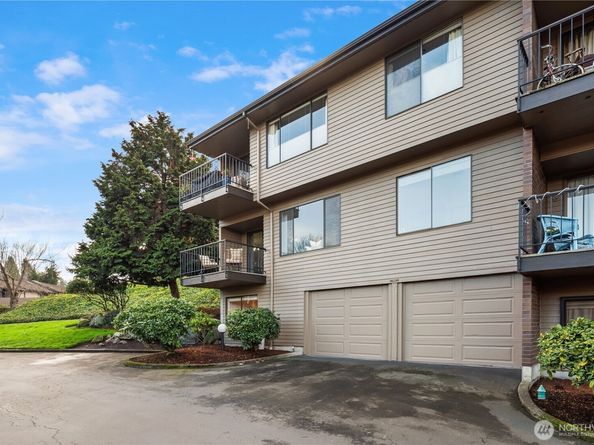 10713 Glen Acres Drive S 10713, Seattle WA 98168