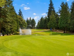 10713 Glen Acres Drive S 10713, Seattle WA 98168