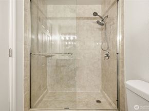 17464 NE 38th Street B202, Redmond WA 98052