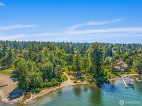 17464 NE 38th Street B202, Redmond WA 98052