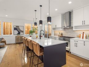 13127 NE 87th Lane, Kirkland WA 98033