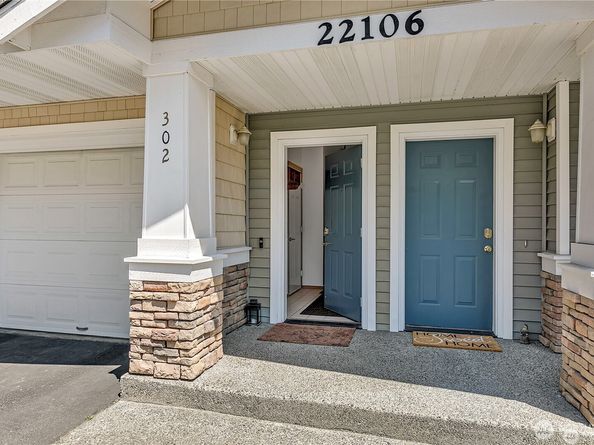 22106 41st Place S 302, Kent WA 98032