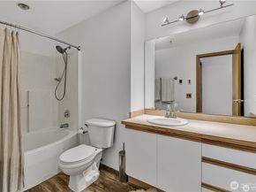 22106 41st Place S 302, Kent WA 98032