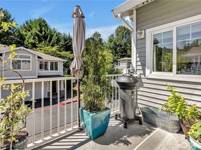 22106 41st Place S 302, Kent WA 98032