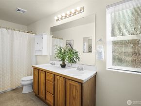 4921 147th Place SE, Everett WA 98208