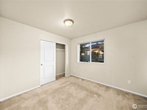 1167 32nd Place NE, Auburn WA 98002