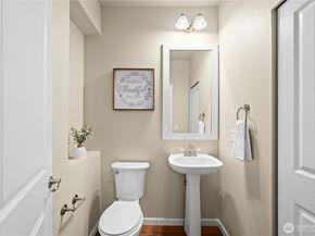 1167 32nd Place NE, Auburn WA 98002