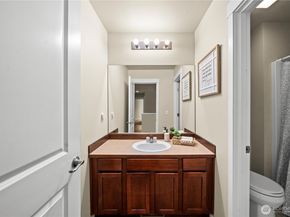 1167 32nd Place NE, Auburn WA 98002