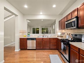 1167 32nd Place NE, Auburn WA 98002