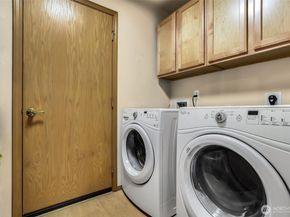 9406 225th Way NE, Redmond WA 98053