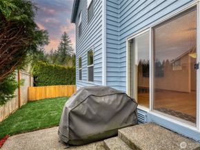 9406 225th Way NE, Redmond WA 98053