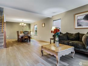 9406 225th Way NE, Redmond WA 98053