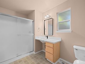 17917 80 Avenue NE B5, Kenmore WA 98028