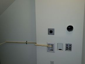 8706 S 42nd Avenue, Seattle WA 98118