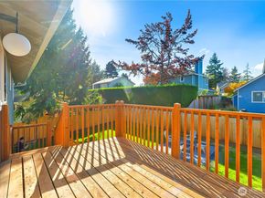 12907 87th Avenue NE, Kirkland WA 98034