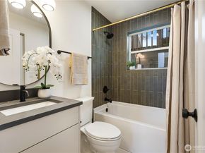 12907 87th Avenue NE, Kirkland WA 98034