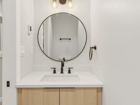 1927 42nd Avenue SW, Seattle WA 98116