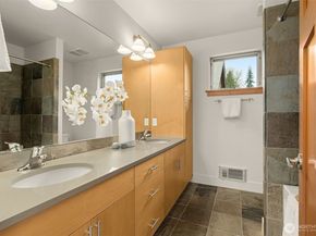 2815 24th Avenue S, Seattle WA 98144