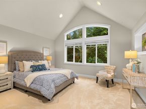 18021 SE 40th Place, Bellevue WA 98008