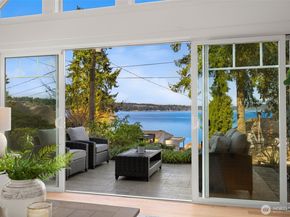 18021 SE 40th Place, Bellevue WA 98008