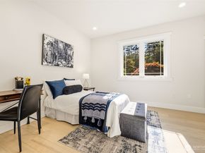 6420 224th Avenue NE, Redmond WA 98053