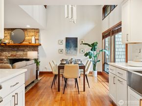 17519 NE 38th Court 9B, Redmond WA 98052