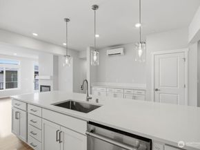 13210 NE 127th Way B, Kirkland WA 98034