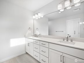 13210 NE 127th Way B, Kirkland WA 98034