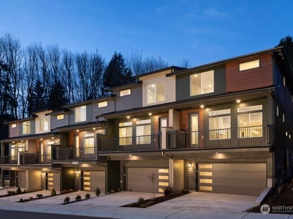 13210 NE 127th Way B, Kirkland WA 98034