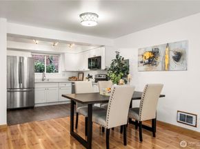 1733 157th Avenue NE E102, Bellevue WA 98008