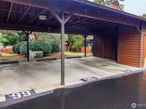 1733 157th Avenue NE E102, Bellevue WA 98008