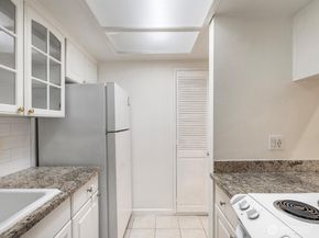 14605 34th Street NE h19, Bellevue WA 98007