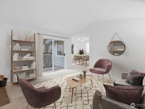 19230 Forest Park Drive NE H327, Seattle WA 98155