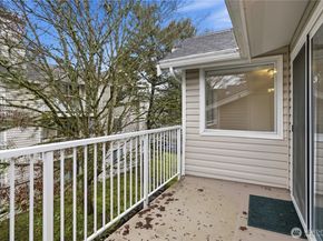 19230 Forest Park Drive NE H327, Seattle WA 98155