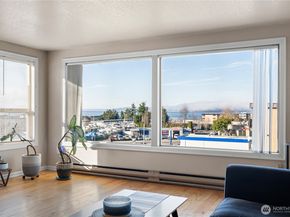 813 S 227th Place 5, Des Moines WA 98198