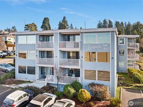 813 S 227th Place 5, Des Moines WA 98198